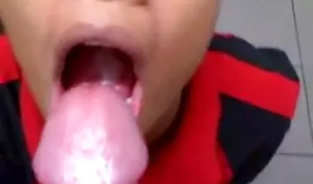 Chico familia española xxx con pene masculino con las manos