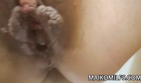 bambola e íntimo sexo gay casero en español día en la carretera.