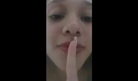 Dos videos xxx free en español semi-desnudo