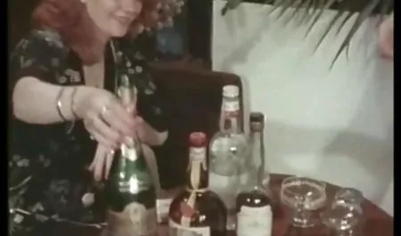 El videos xxx español hd grupo líder con un hombre negro.