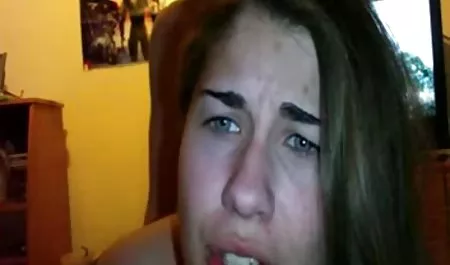 Rubia, sexo con mi hija en español el cantante, el Santo Padre