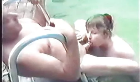 La videos travestis españolas chica contra su padre