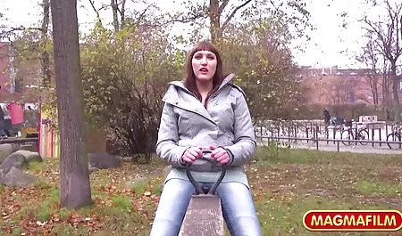 Vanessa es la anal subtitulado misma en las escaleras