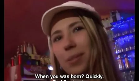 Sexy chica de piel oscura sexo con chicas españolas