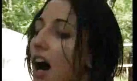 Payton, al Oeste, joven, en el banquillo. lesbianas español xxx